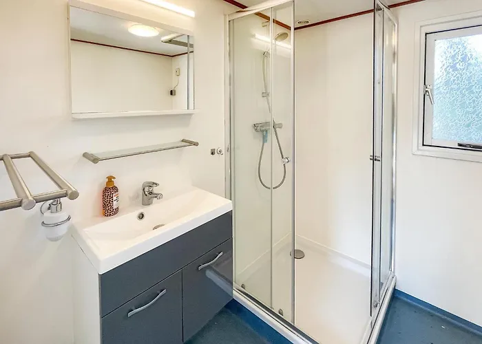 Stunning Stacaravan In Putten