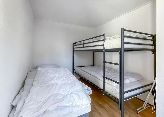 Stunning Stacaravan In Κάμπινγκ 3*