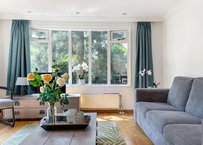 Stunning Stacaravan In Κάμπινγκ